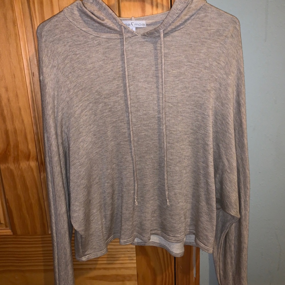 Tan Cropped Hoodie size:small